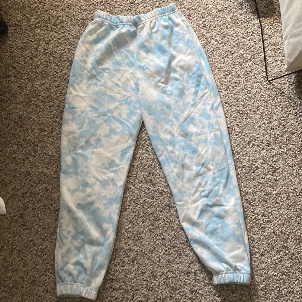 Blue and white tie dye thin sweats